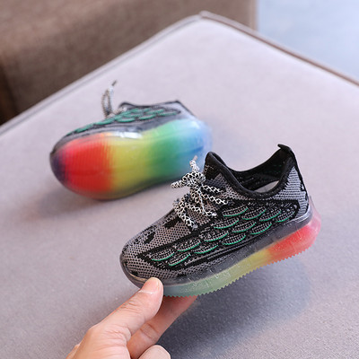 Bērnu kedas ar sietu un šņorēm