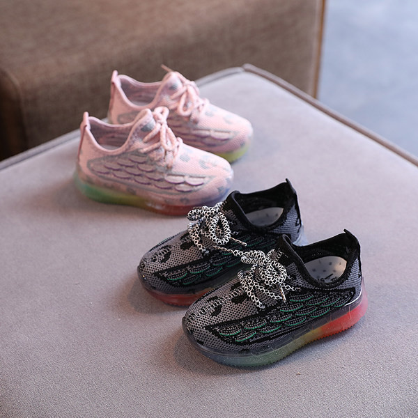 Bērnu kedas ar sietu un šņorēm