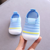 Bērnu apavi ar sieta ikdienas modeli