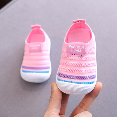 Bērnu apavi ar sieta ikdienas modeli