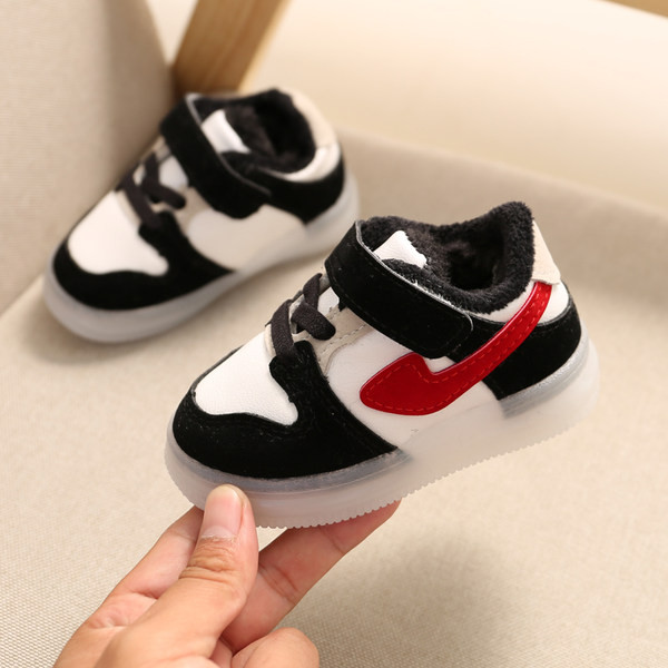 Bērnu ādas kedas ar dūnu oderi