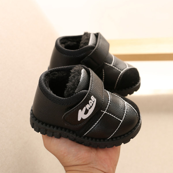 Ikdienas bērnu apavi ar velcro plāksteri - melnā un sarkanā krāsā