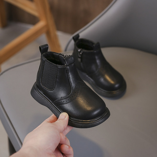 Bőr babacsizma lapos talppal és cipzárral