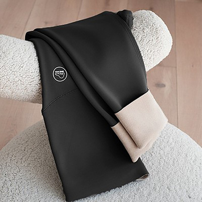 Ikdienas legingi ar augstu jostasvietu grūtniecēm