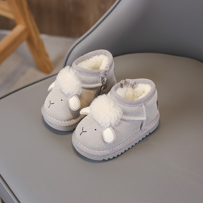 Παιδικά μποτάκια με 3D στοιχείο και πουπουλένια φόδρα