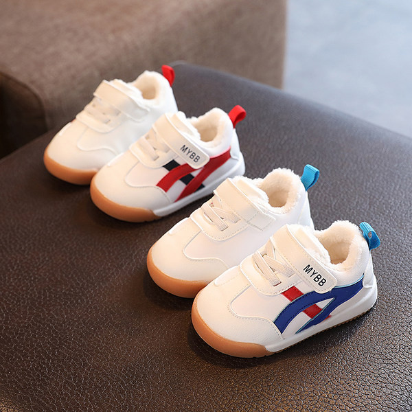 Bērnu apavi ar oderi un uzrakstu