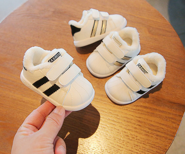 Mazuļu kedas no eko ādas ar siltu oderi un velcro ielāpiem