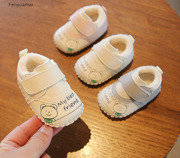 Alkalmi babacipő pehelybéléssel