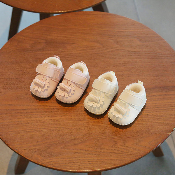 Zīdaiņu kurpes ar oderi meitenēm