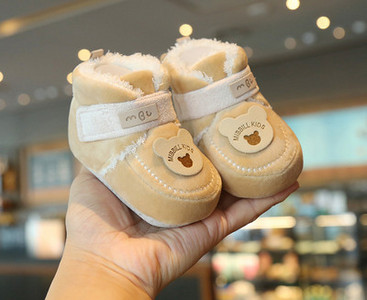 Χειμερινά παιδικά παπούτσια με απλικέ και ζεστή φόδρα για αγόρια και κορίτσια