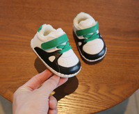 Χειμερινά παιδικά παπούτσια από οικολογικό δέρμα με κορδόνια και μπαλώματα velcro