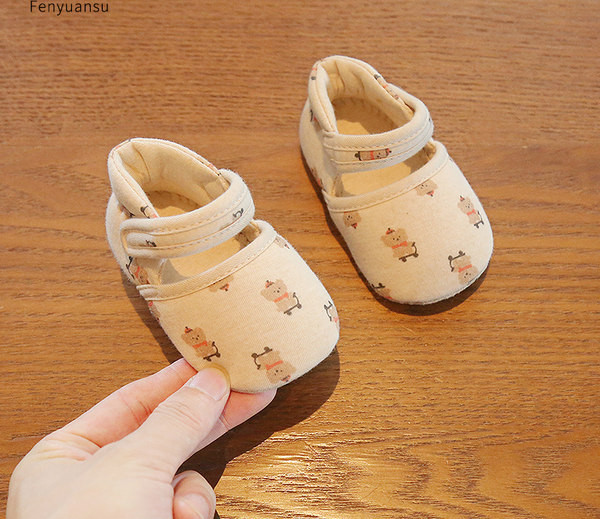 Bebe ležerne cipele s kopčanjem na čičak i printom