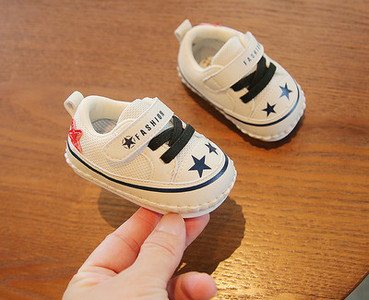 Dječja obuća od eko kože sa čičak zakrpama, više modela