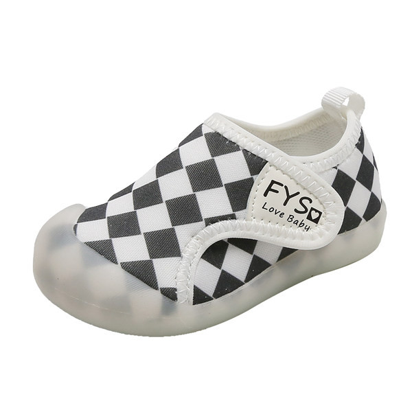 Βρεφικά παπούτσια με επίπεδη σόλα