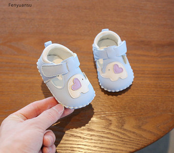 Jauna modeļa mazuļu apavi ar velcro aizdari no eko ādas