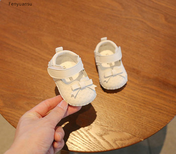 Бебешки обувки за момичета с велкро закопчаване и панделка