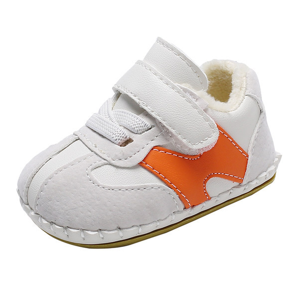 Alkalmi gyerek tornacipő pehely béléssel