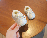 Rudens-ziemas apavi ar šņorēm