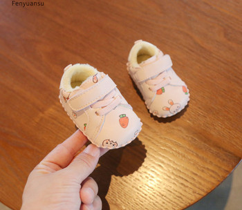 ѝимни бебешки обувки за момичета с принт