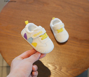 Βρεφικά sneakers για αγόρια και κορίτσια - κατάλληλα για το καλοκαίρι