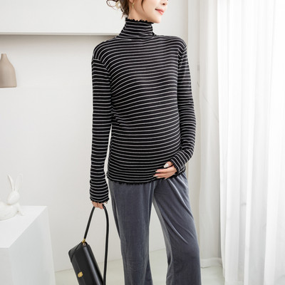 Γυναικείο πουλόβερ εγκυμοσύνης με ριγέ πόλο