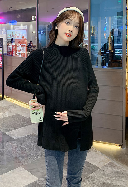 Ziemas grūtnieču džemperis ar augstu apkakli