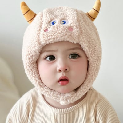 Žieminė poliarinė kūdikio kepurė su raštu