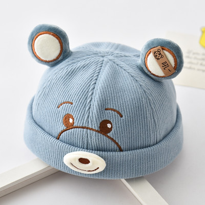 Kūdikių kepurė su ausytėmis ir siuvinėjimu