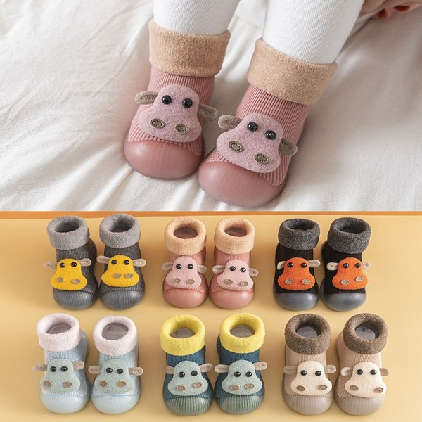 Kūdikių šlepetės su 3D elementu