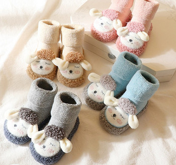 Бебешки плюшени чорапи 