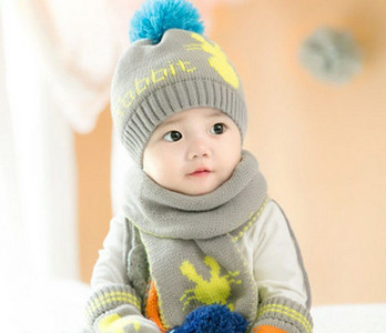 Bērnu trikotāžas cepures un šalles komplekts