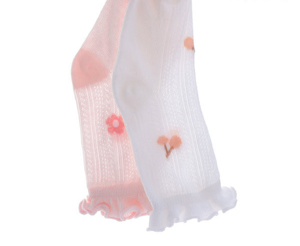 Hímzéssel vagy fürtökkel ellátott baba zokni lányoknak