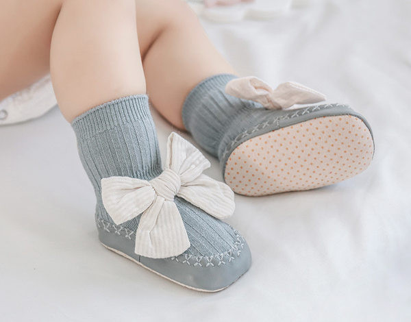 Zīdaiņu zeķītes ar 3D lenti