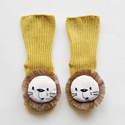 Hosszú zokni babáknak 3D elemmel