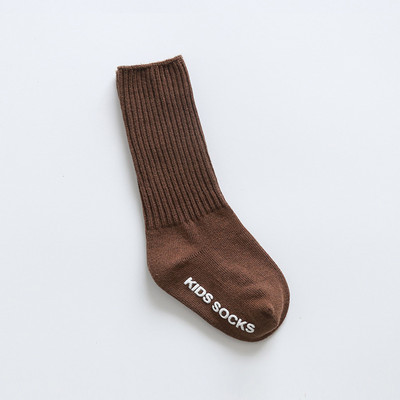 Απλές μακριές βρεφικές κάλτσες