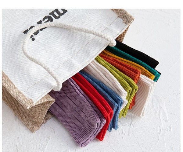 Βρεφικές κάλτσες σε διάφορα χρώματα