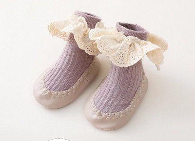 Meiteņu zeķu kurpes ar mežģīnēm