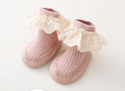 Meiteņu zeķu kurpes ar mežģīnēm