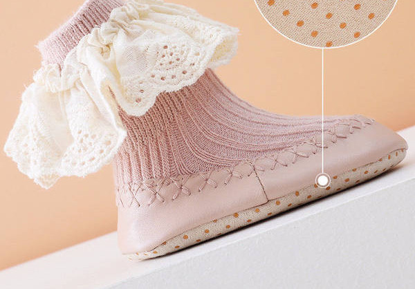 Meiteņu zeķu kurpes ar mežģīnēm