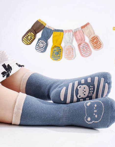 Zīdaiņu zeķītes ar aplikāciju