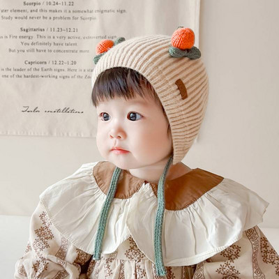 Καπέλο μωρού με φλοράλ μοτίβα και κορδόνια