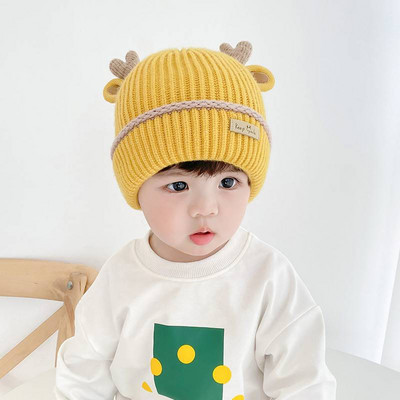 Καπέλο μωρού με φλοράλ μοτίβα και κορδόνια