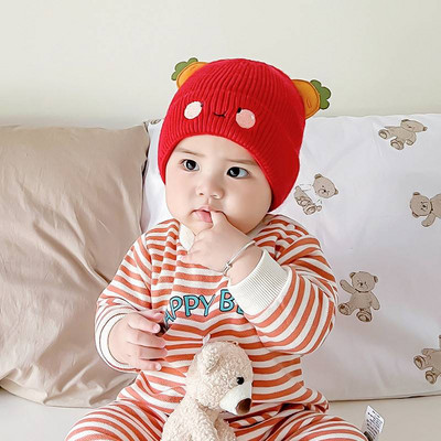 Καπέλο μωρού με φλοράλ μοτίβα και κορδόνια