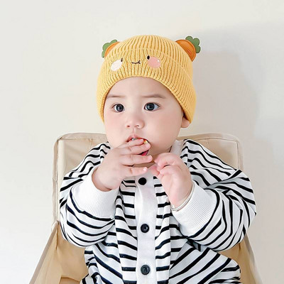 Καπέλο μωρού με φλοράλ μοτίβα και κορδόνια