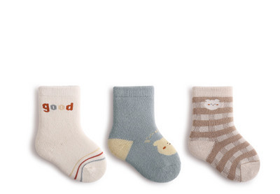 Három zokni készlet lányoknak és fiúknak