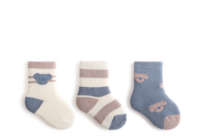 Σετ με τρεις κάλτσες για αγόρια και κορίτσια