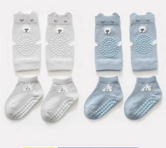 Βρεφικό σετ αντιολισθητικές κάλτσες και κορδέλα για τα γόνατα