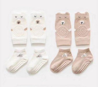 Βρεφικό σετ αντιολισθητικές κάλτσες και κορδέλα για τα γόνατα