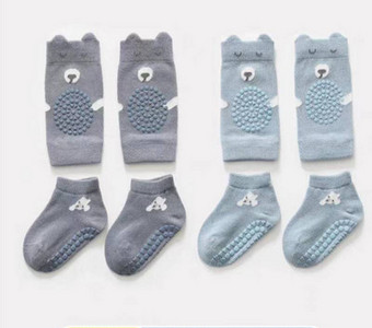 Βρεφικό σετ αντιολισθητικές κάλτσες και κορδέλα για τα γόνατα