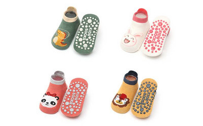 Baba zokni felirattal és applikációval